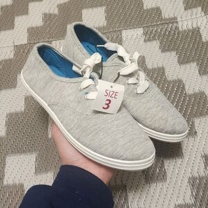 Casual Gray Women's  Shoes Size 3